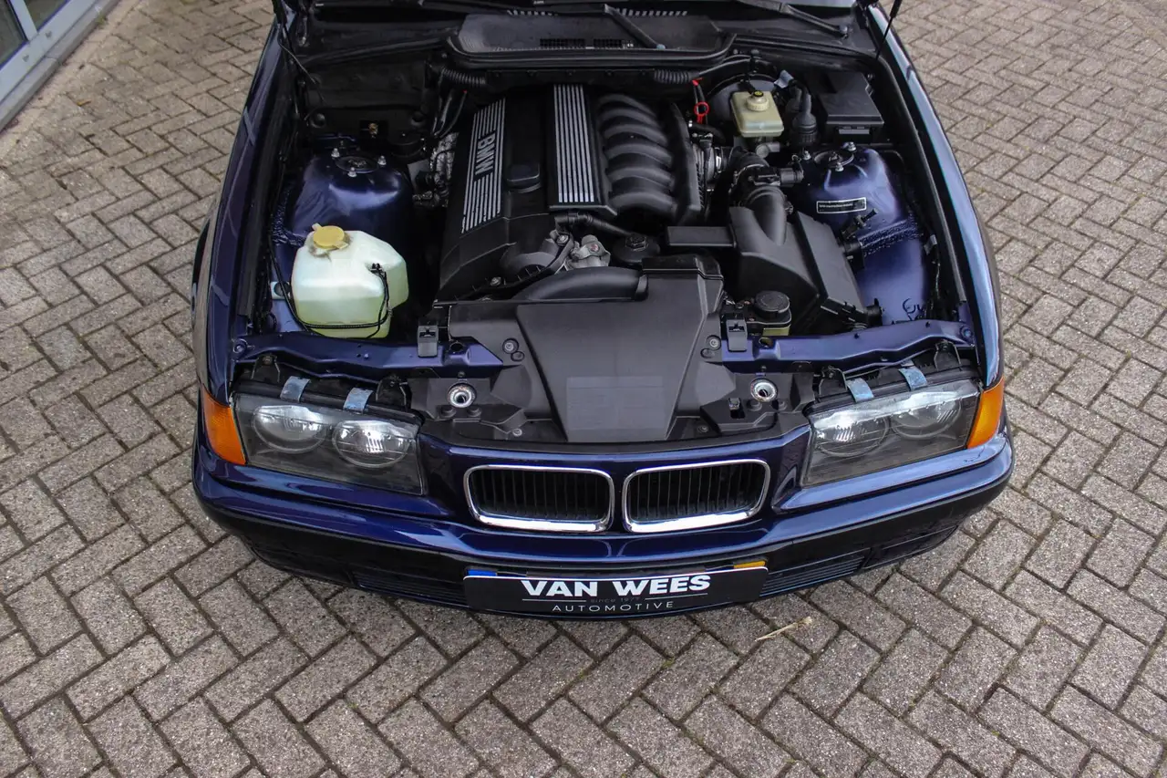 BMW 320 3-serie Cabrio 320i E36 | HiFi audio | Motorsport, foto 10