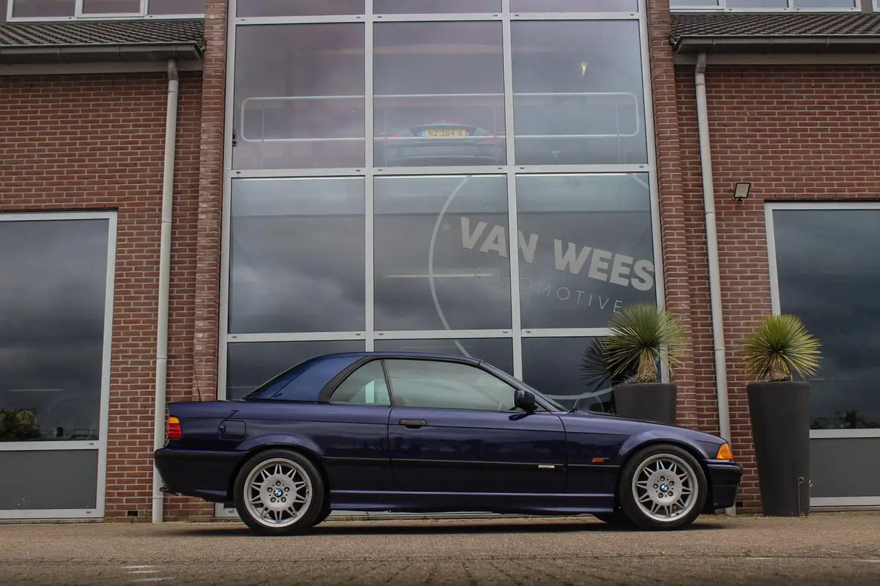 BMW 320 3-serie Cabrio 320i E36 | HiFi audio | Motorsport, foto 7