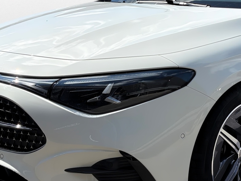 Mercedes-Benz CLA 180 AMG-Line+Night+Pano+DISTRON+KEYLESS+LED — photo 15
