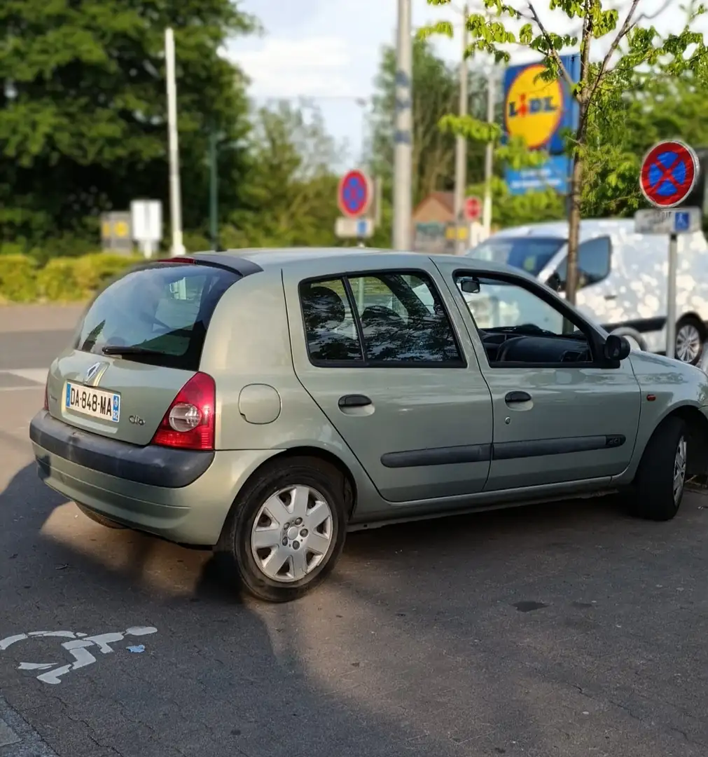 Renault Clio 1.5 dCi - 65 Expression - 2
