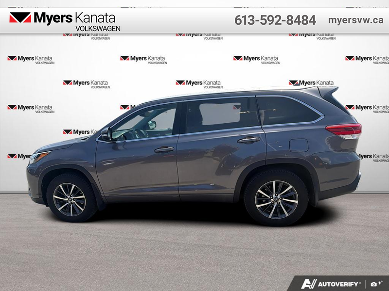 2017 Toyota Highlander XLE  - Navigation -  Sunroof — снимка 1