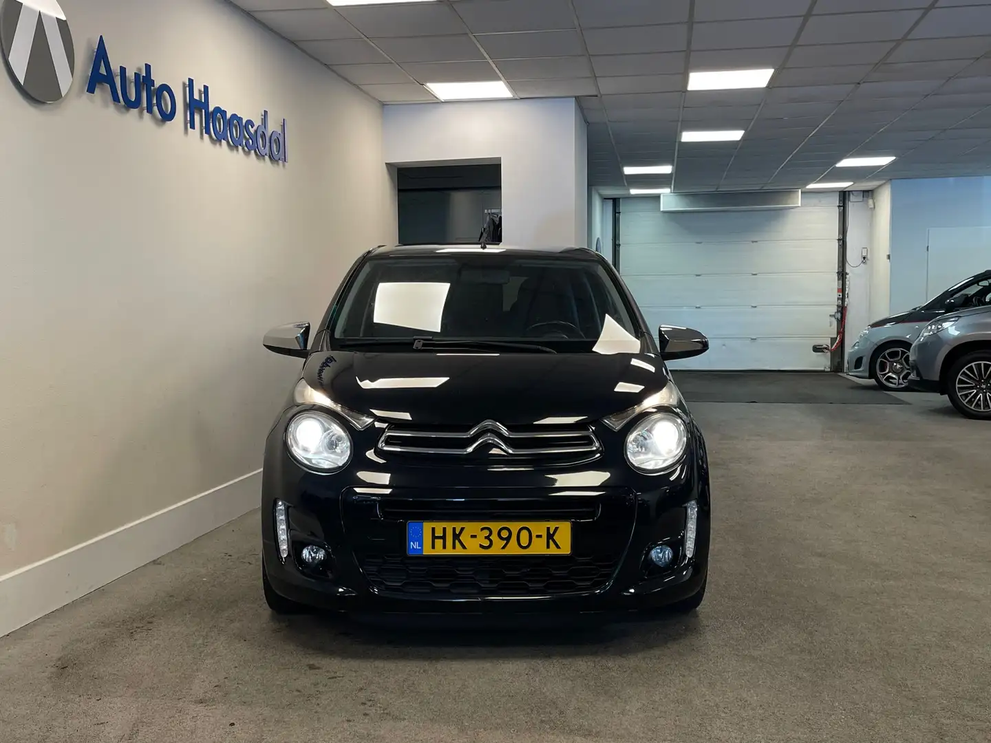 Citroen C1 1.2 Shine|82PK|ALLE OPTIES (zie lijst)!!|89,230km Zwart - 2