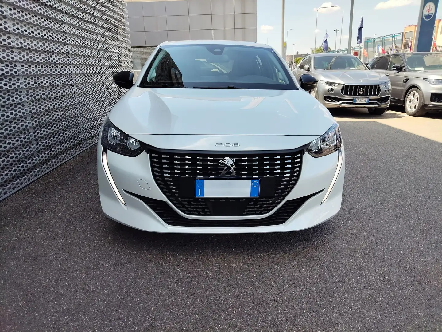 Peugeot 208 PureTech 75 Stop&Start 5 porte Active Pack Weiß - 2