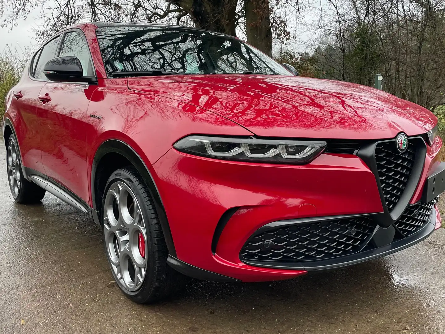 Alfa Romeo Tonale Tonale PHEV 1.3 Q4 Veloce(139 kW) seul 5400km tvac Rood - 1
