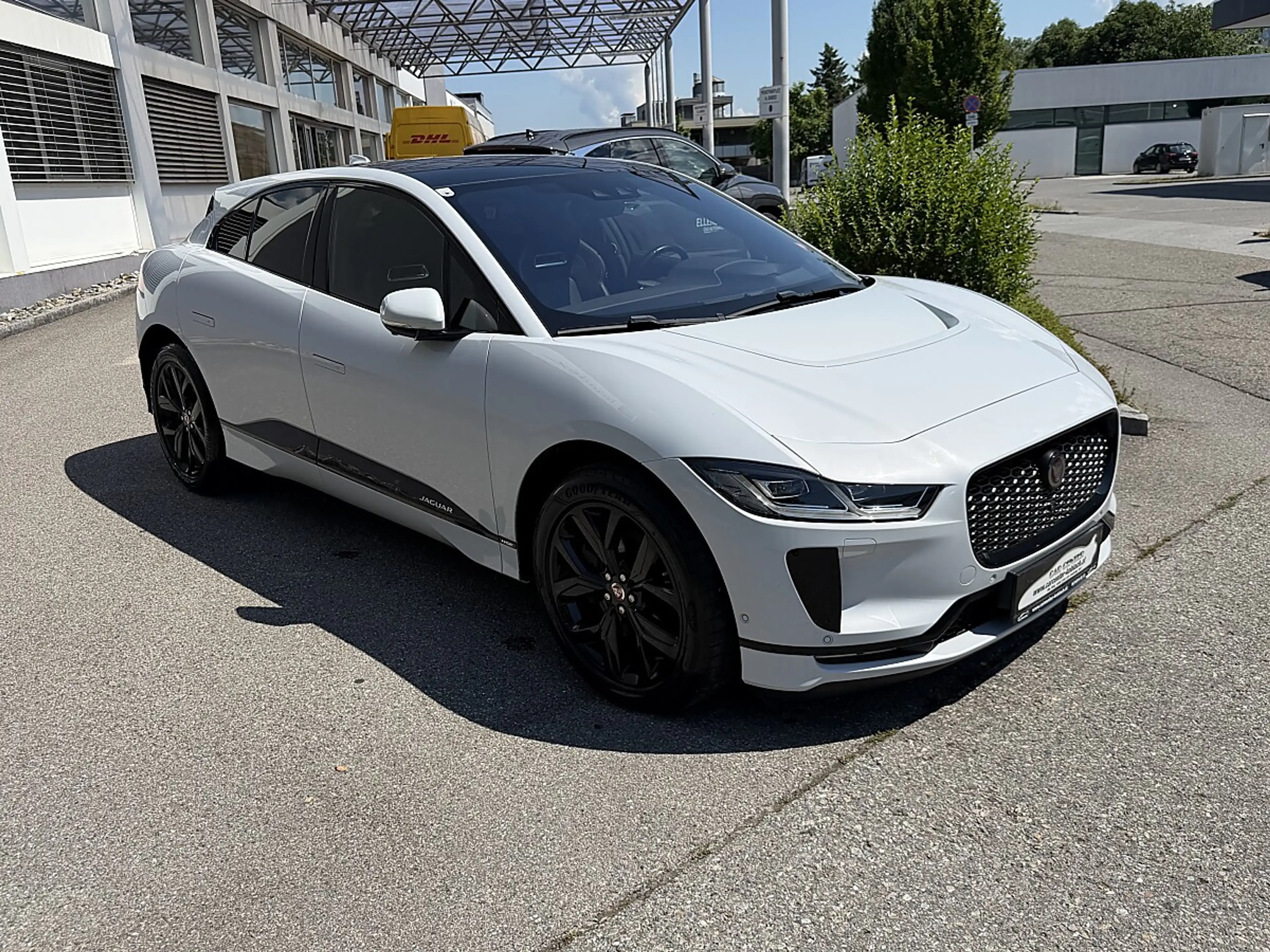 Jaguar I-Pace HSE EV400 AWD — photo 4