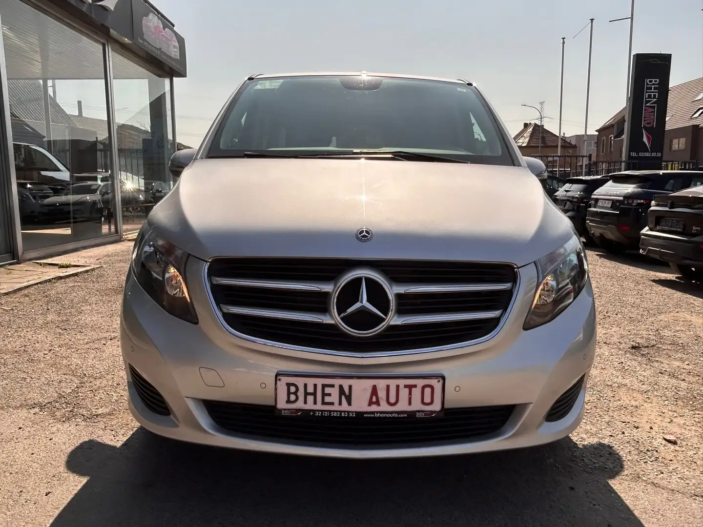 Mercedes-Benz V 220 d/NAVI/LED/CUIR BRABUS/TRES PROPRE/GARANTIE 12MOIS Beige - 2