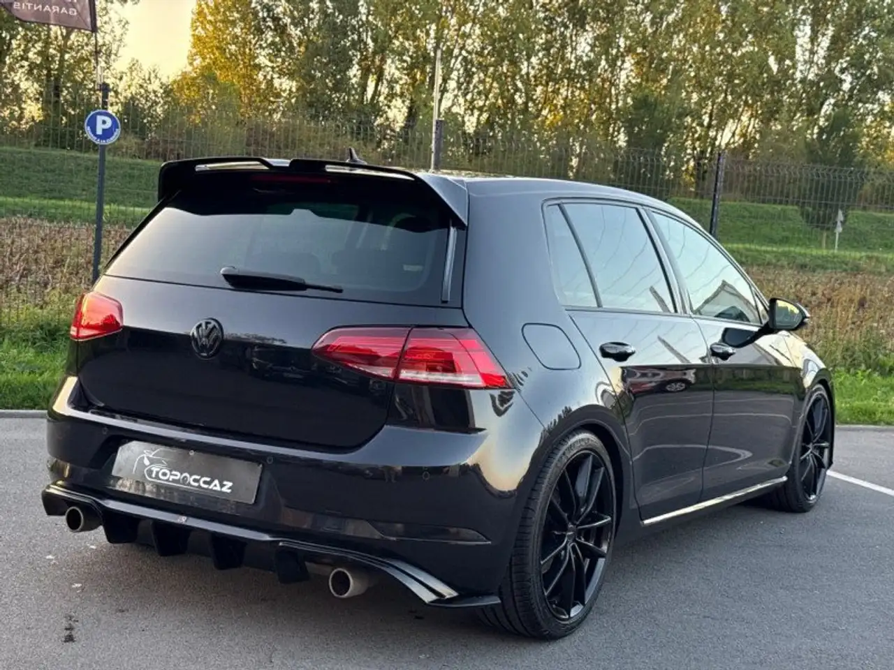 Volkswagen Golf Standard Model — photo 3
