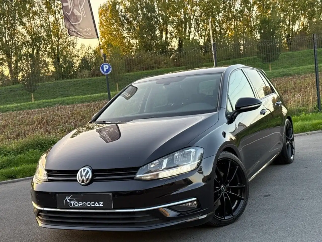Volkswagen Golf Standard Model