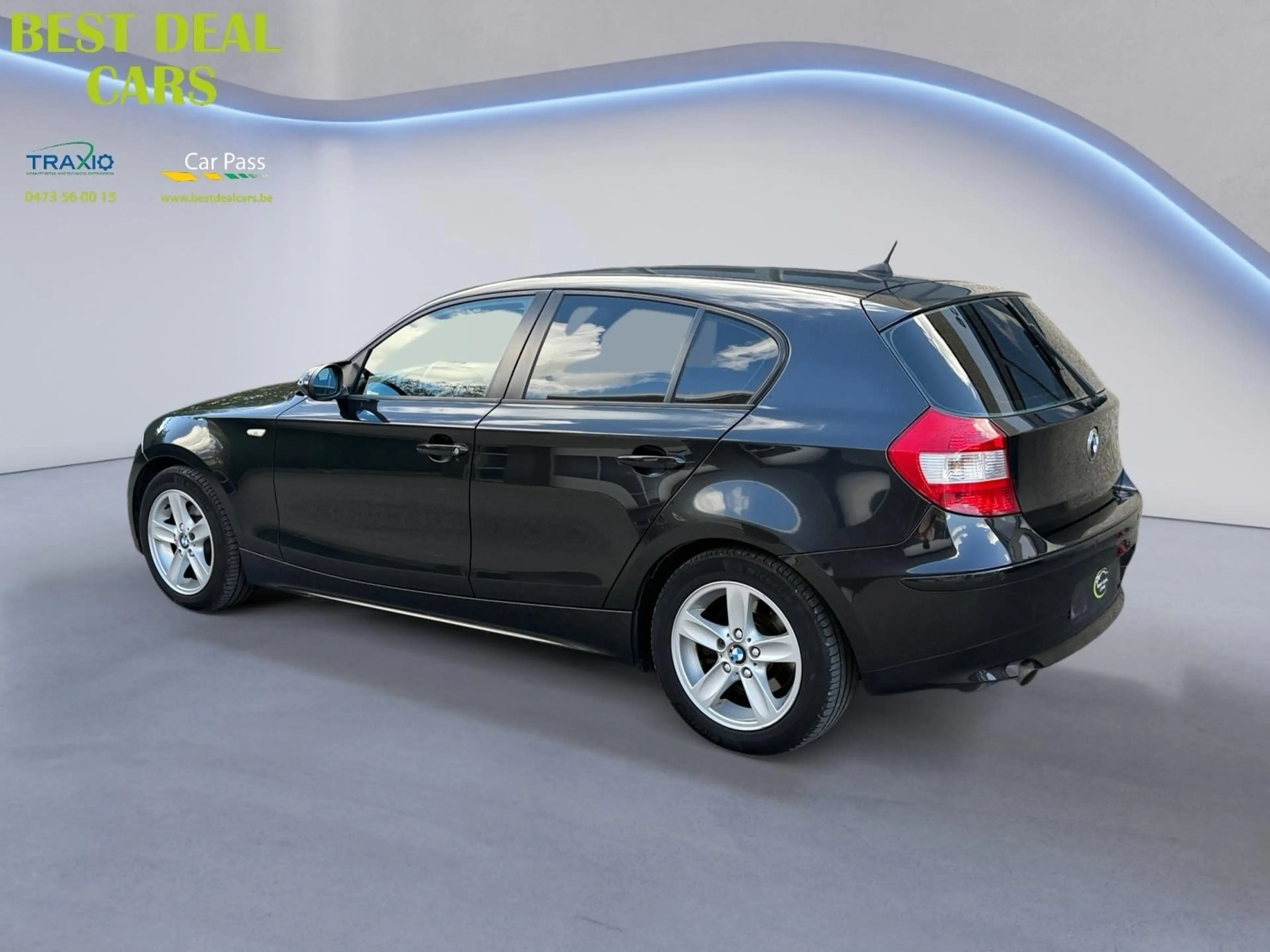 BMW 120 120iA Sport — photo 3