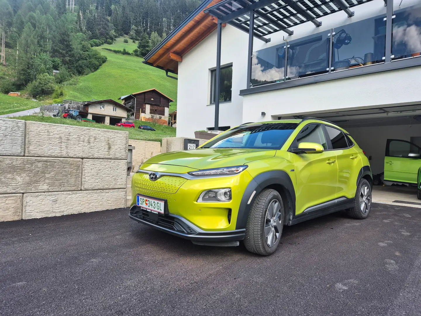 Hyundai KONA Kona Elektro 64kWh Level 5 Level 5 Grün - 1