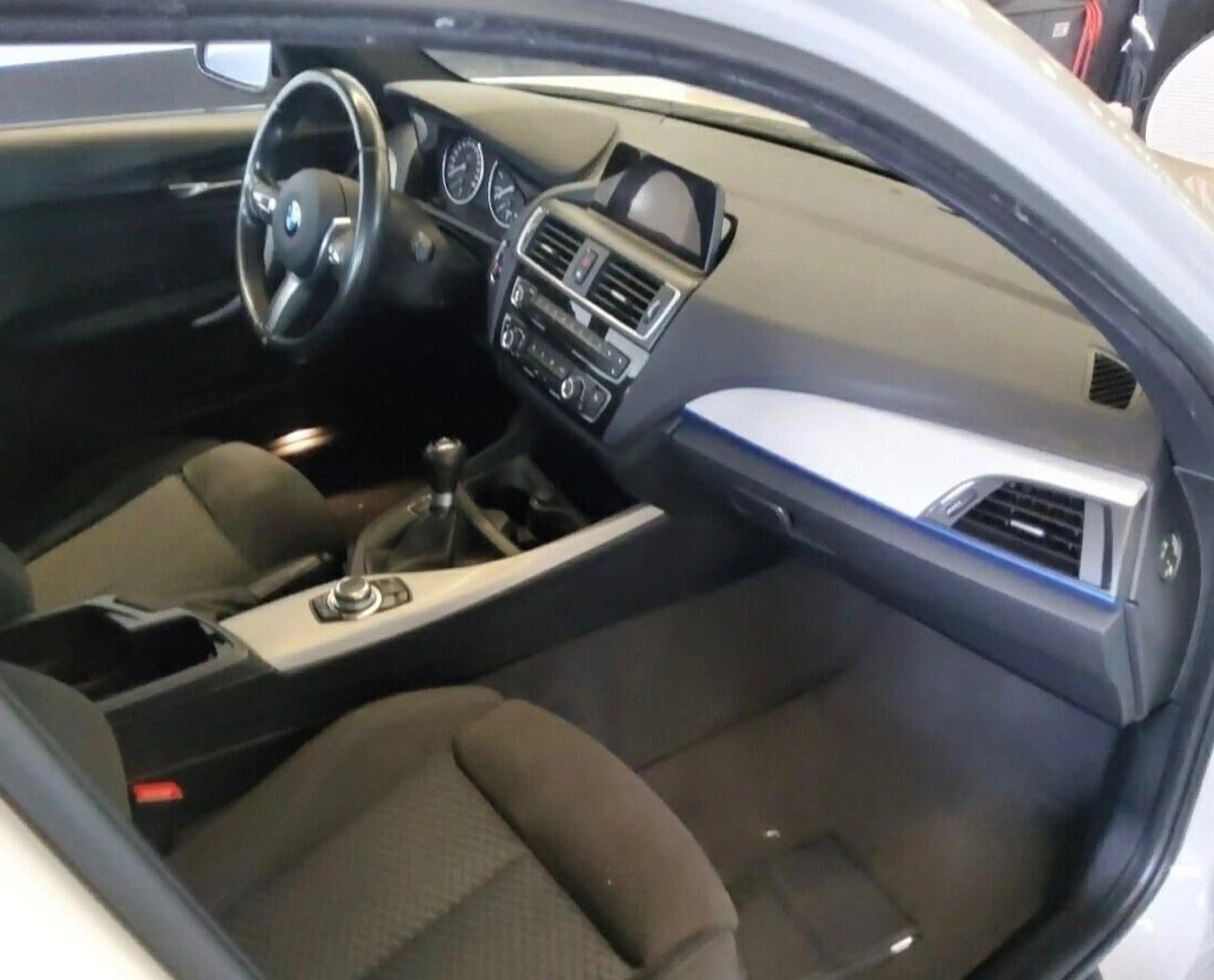 BMW 120 i M Sport*Garantie*LED*Navi*SERVICE NEU — photo 3