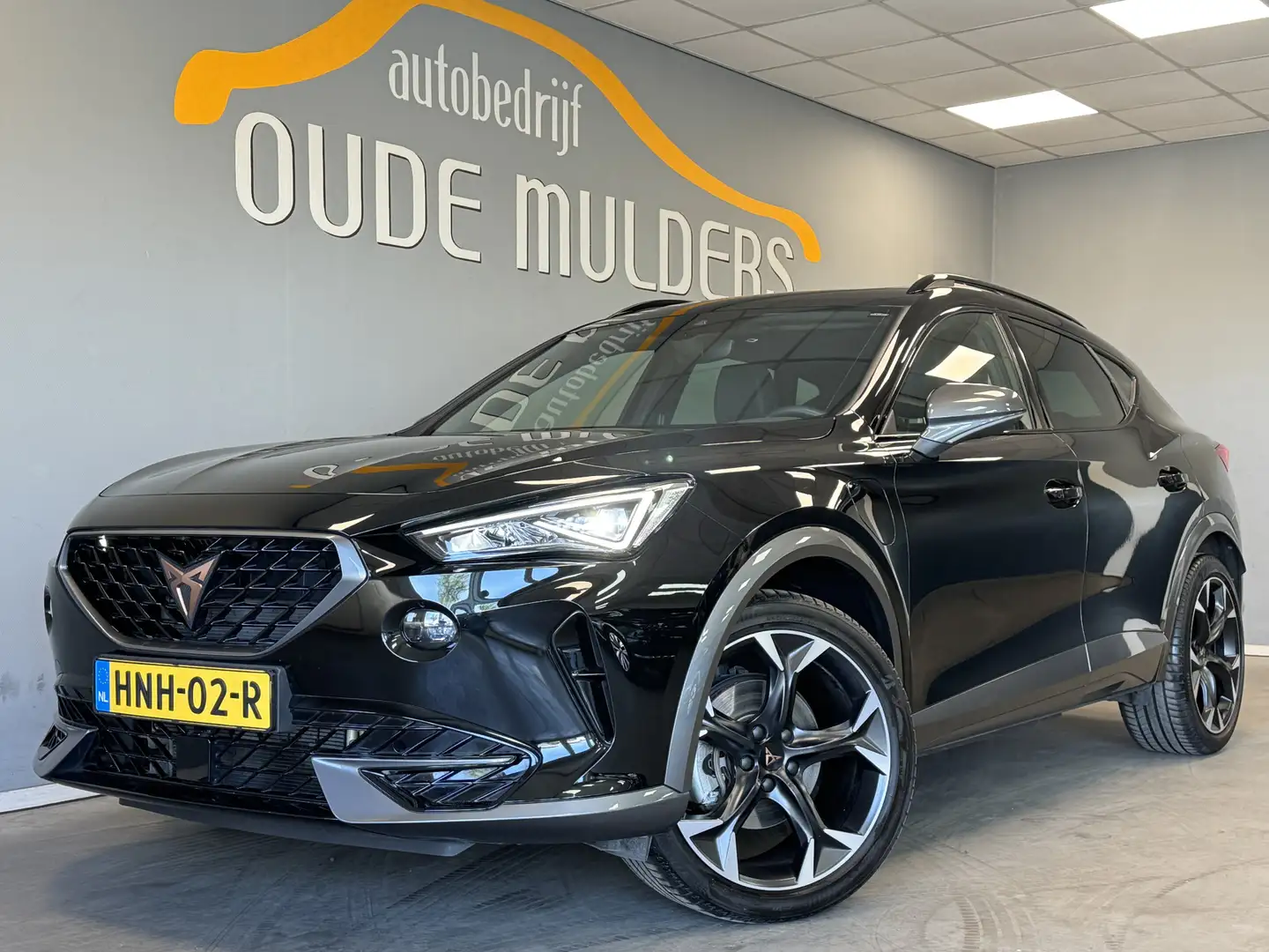CUPRA Formentor 1.4 e-Hybrid Business Panoramadak/Cruise/Full-link Zwart - 1