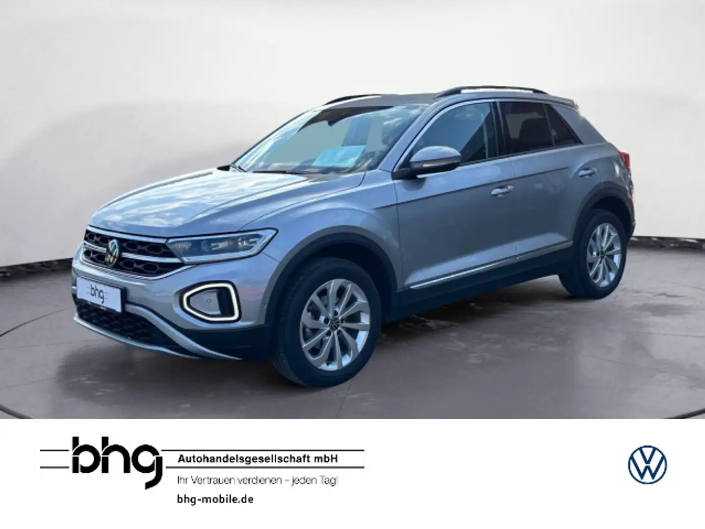 Volkswagen T-Roc 1.0 TSI Style AHK STANDHEIZUNG LED ACC SHZ Silber - 1