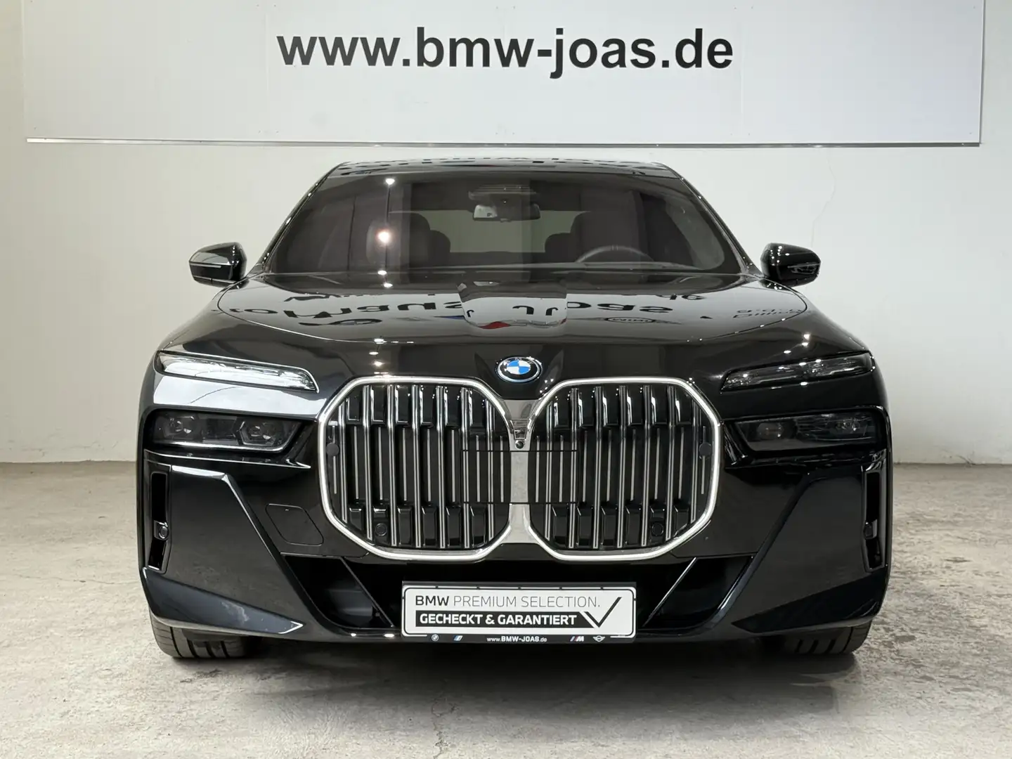 BMW 750 e xDrive Limousine M Sportpaket DAB Black - 2
