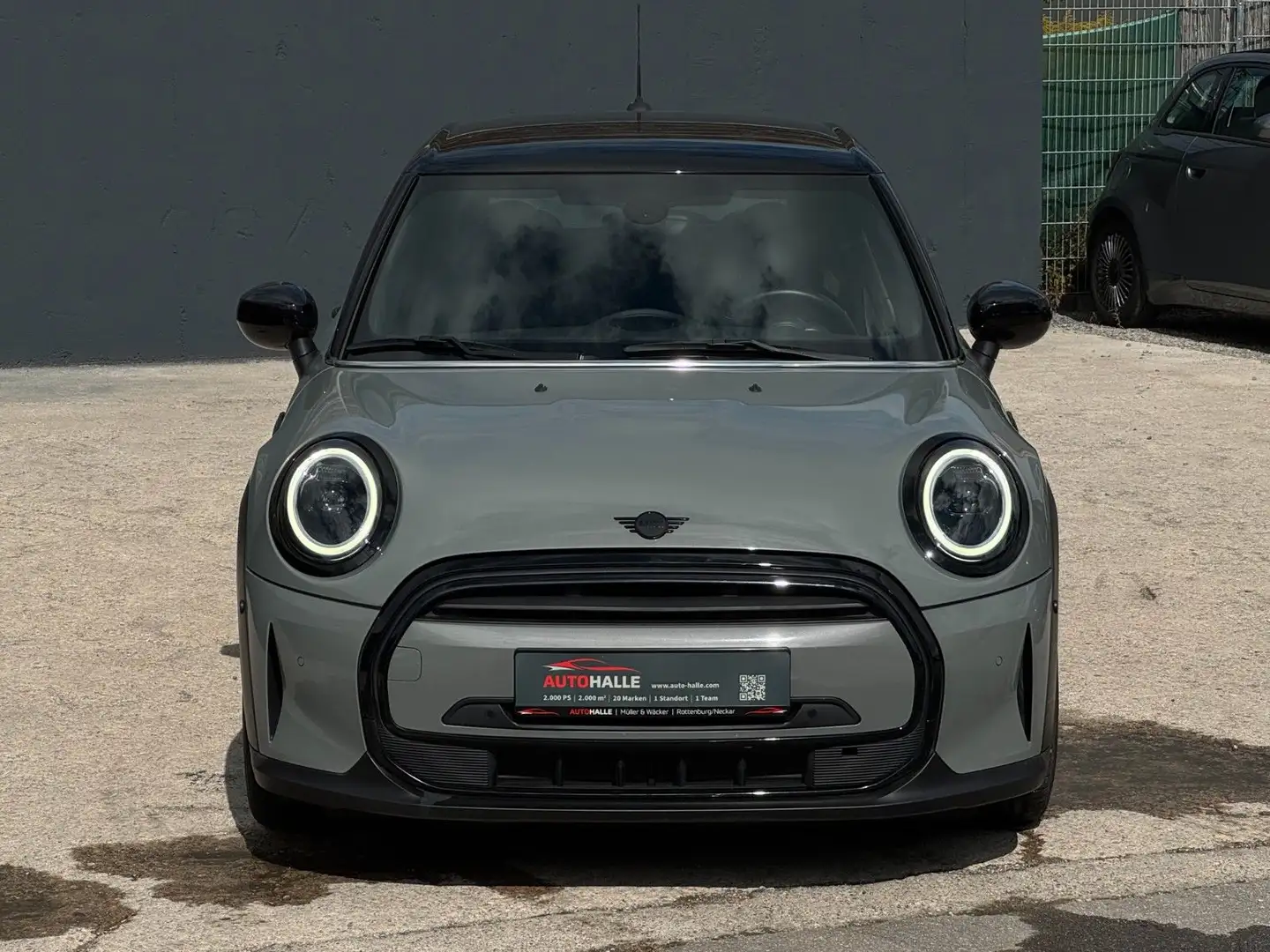 MINI Cooper Auto. Essential Trim Kamera Temp. BLT Grau - 2