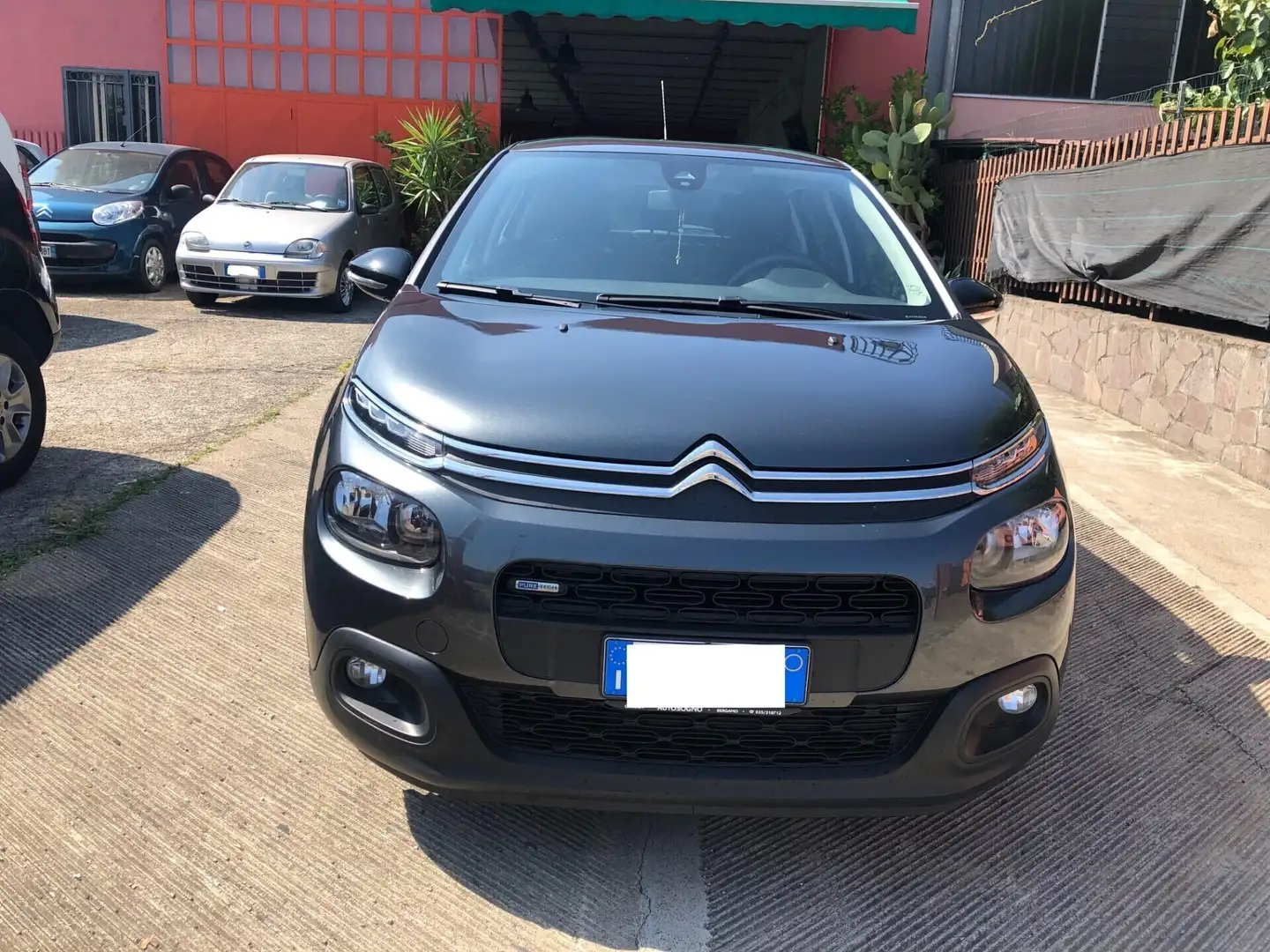Citroen C3 PureTech 82 Shine Grigio - 2