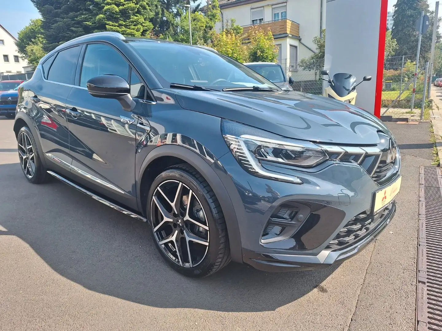 Mitsubishi ASX 1.6 Intro Edition PHEV *AHK*SPORT* Bleu - 2