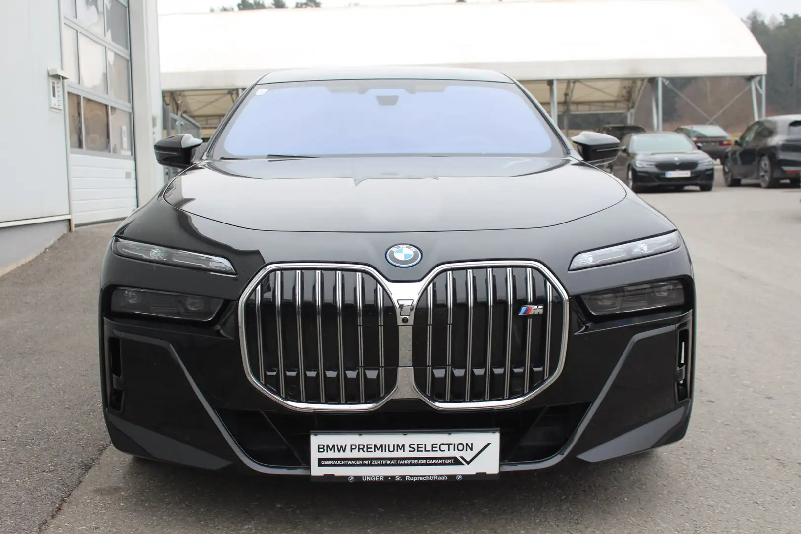 BMW i7 i7 M70 xDrive Schwarz - 2