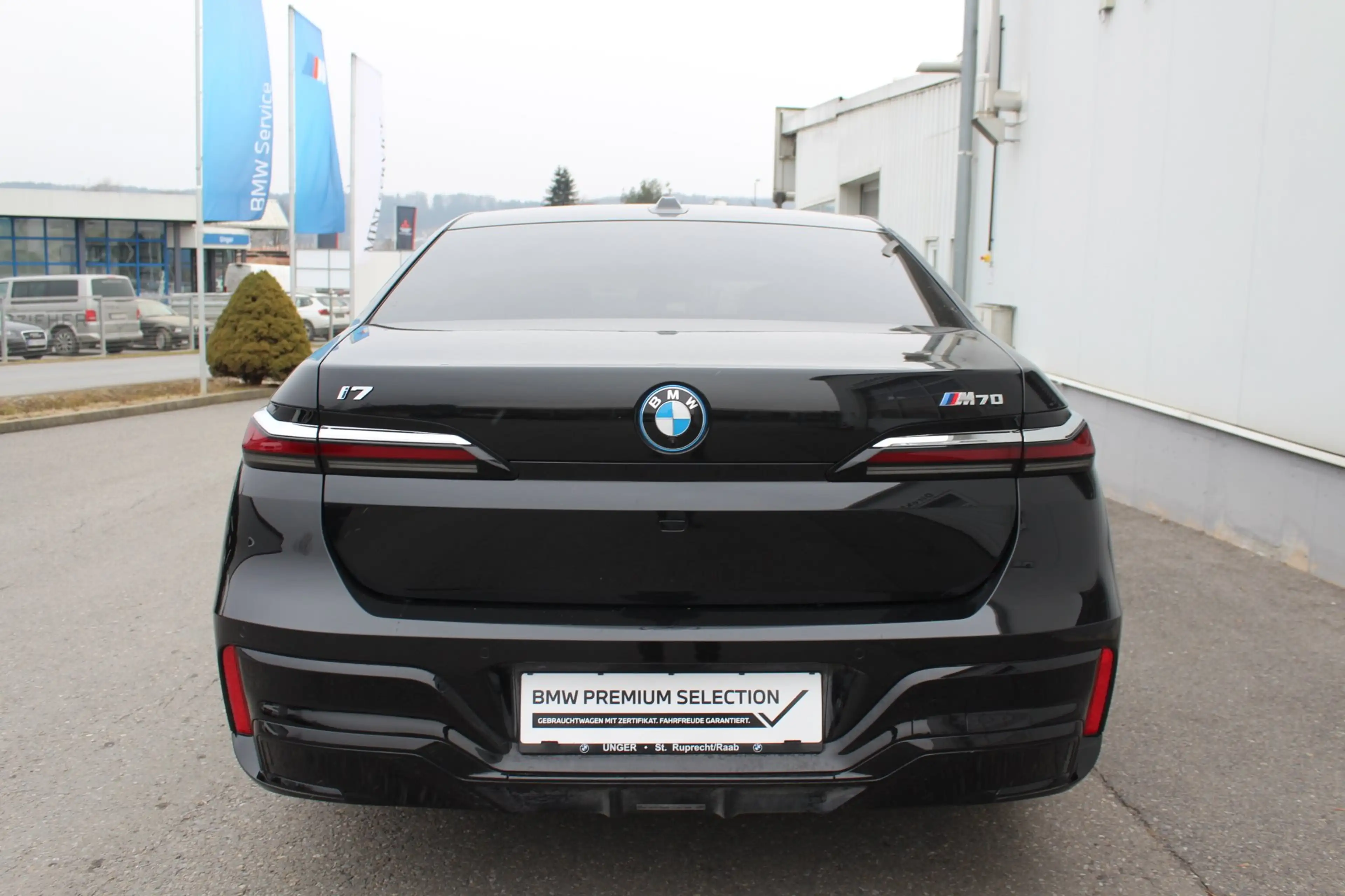 BMW i7 i7 M70 xDrive — photo 6