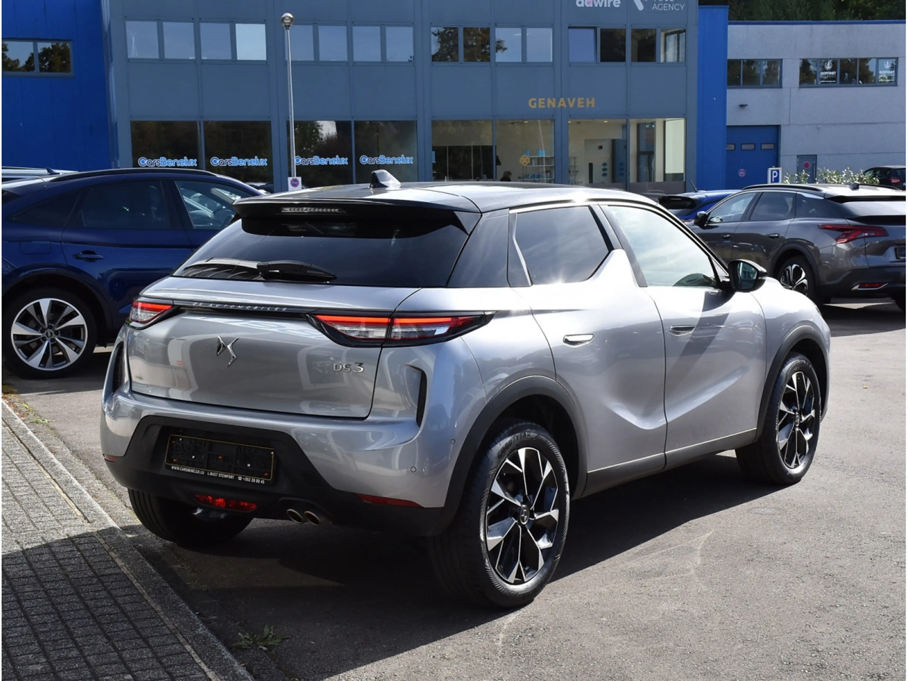 DS Automobiles DS 3 1.2 PureTech EAT8 Rivoli CUIR GPS CAM LANE SIDE — photo 4