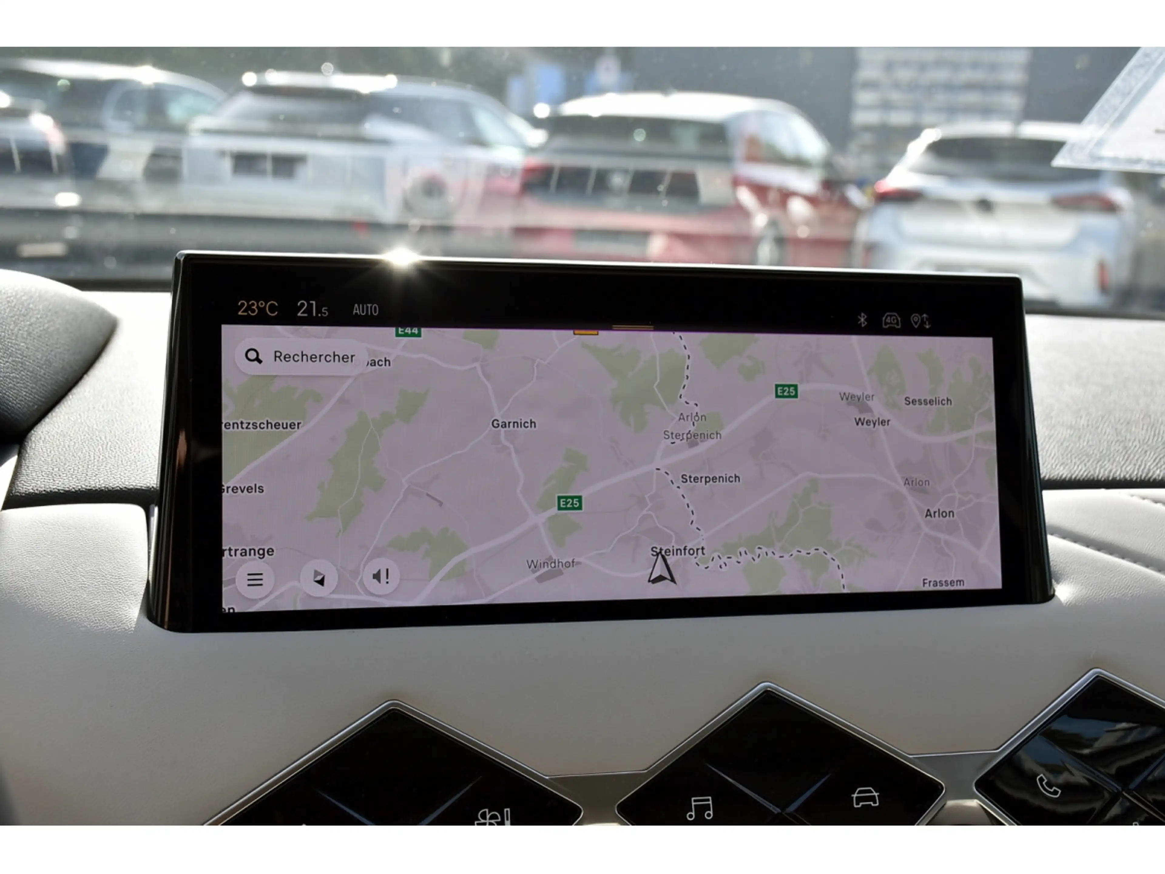 DS Automobiles DS 3 1.2 PureTech EAT8 Rivoli CUIR GPS CAM LANE SIDE — photo 10