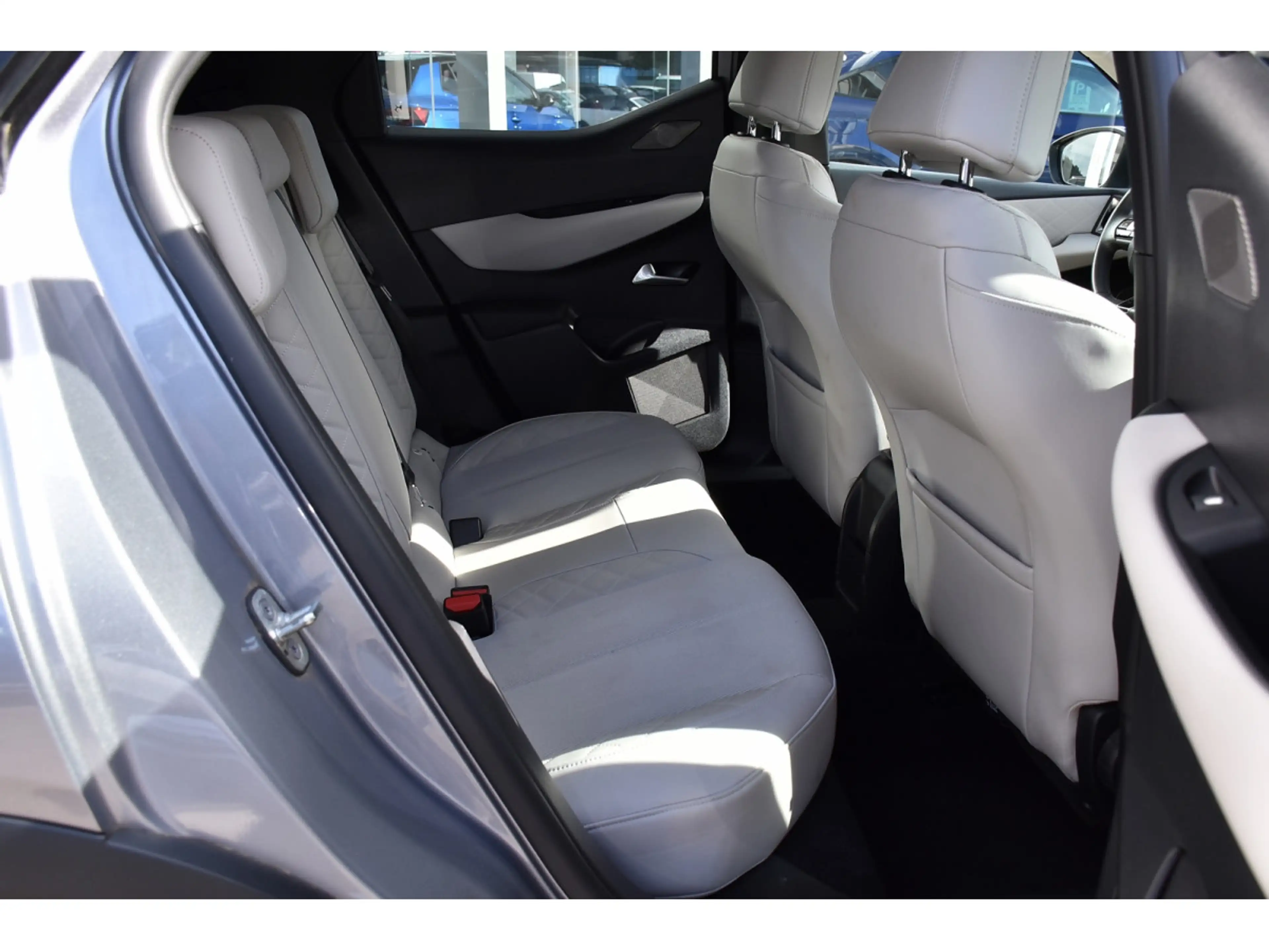 DS Automobiles DS 3 1.2 PureTech EAT8 Rivoli CUIR GPS CAM LANE SIDE — photo 8