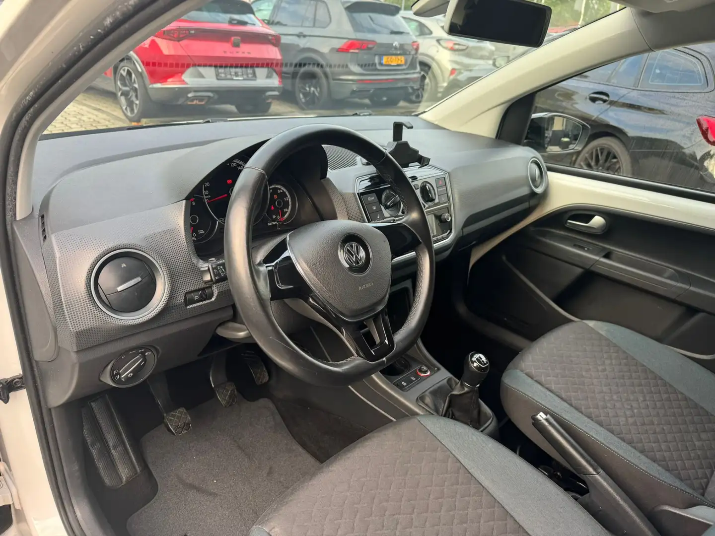 Volkswagen up! 1.0 IQ Editie cruise, airco, pdc, stoelver, Blanco - 2
