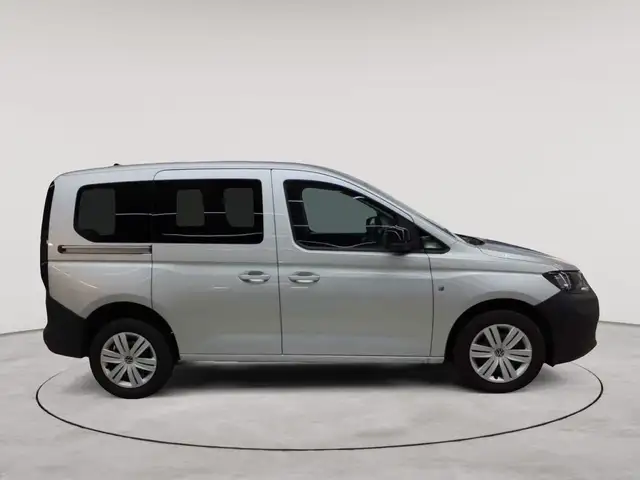 Volkswagen Caddy view 3