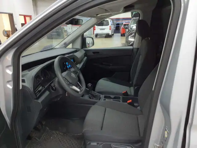 Volkswagen Caddy view 7