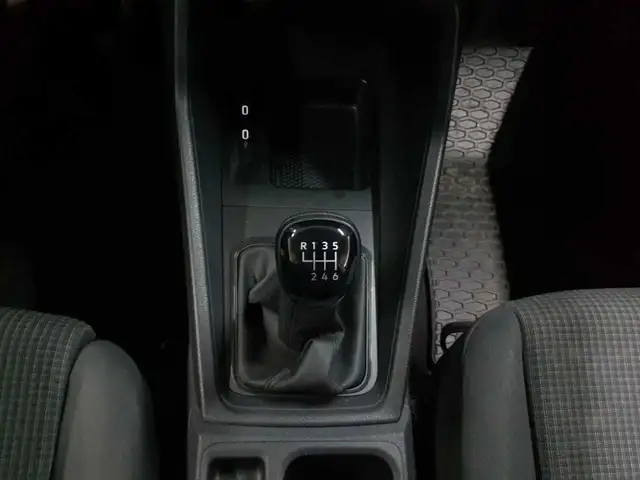 Volkswagen Caddy view 10