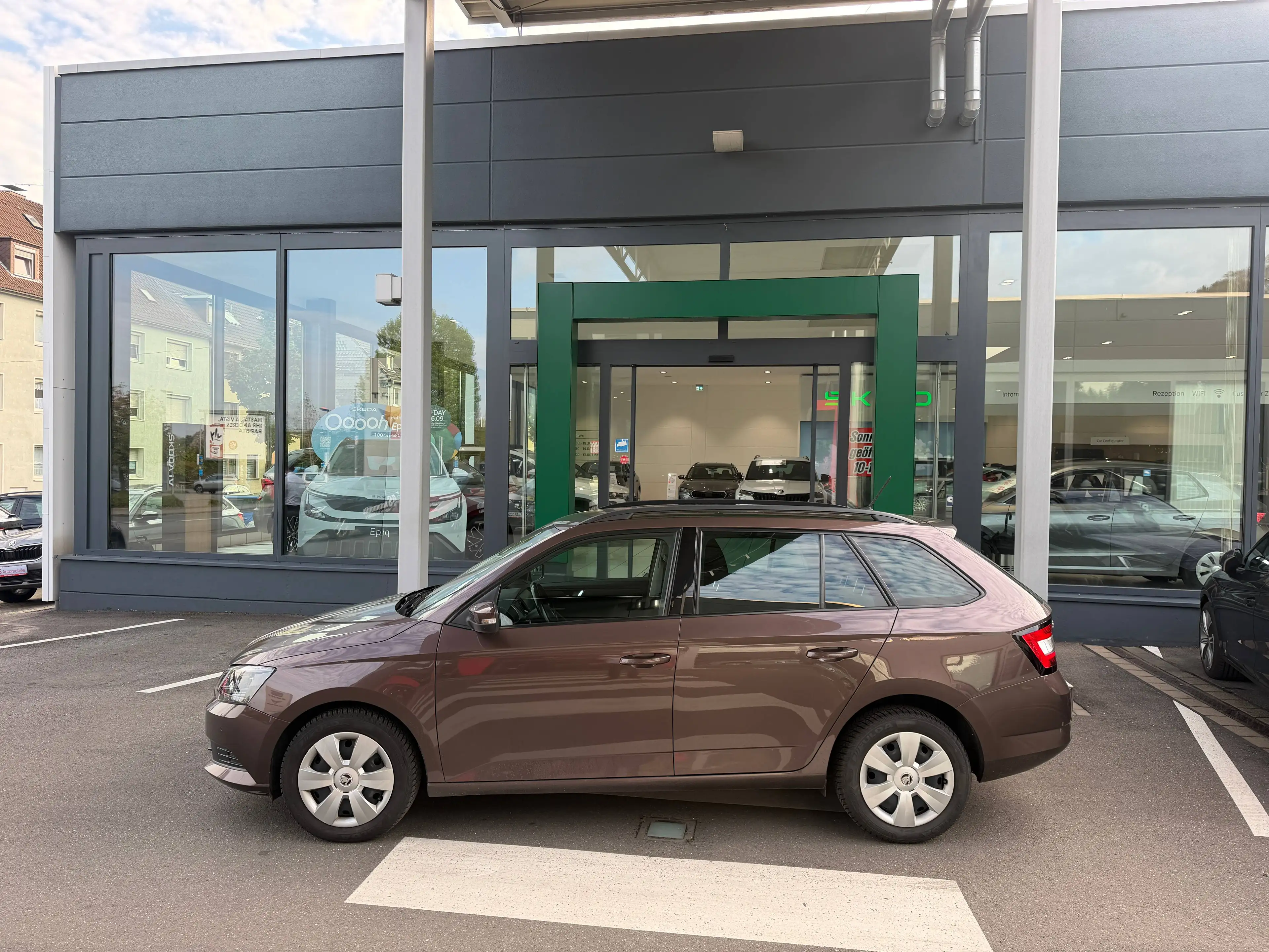 Skoda Fabia AUTOMATIK, NAVI, TEMPOMAT, PDC v+h — photo 4