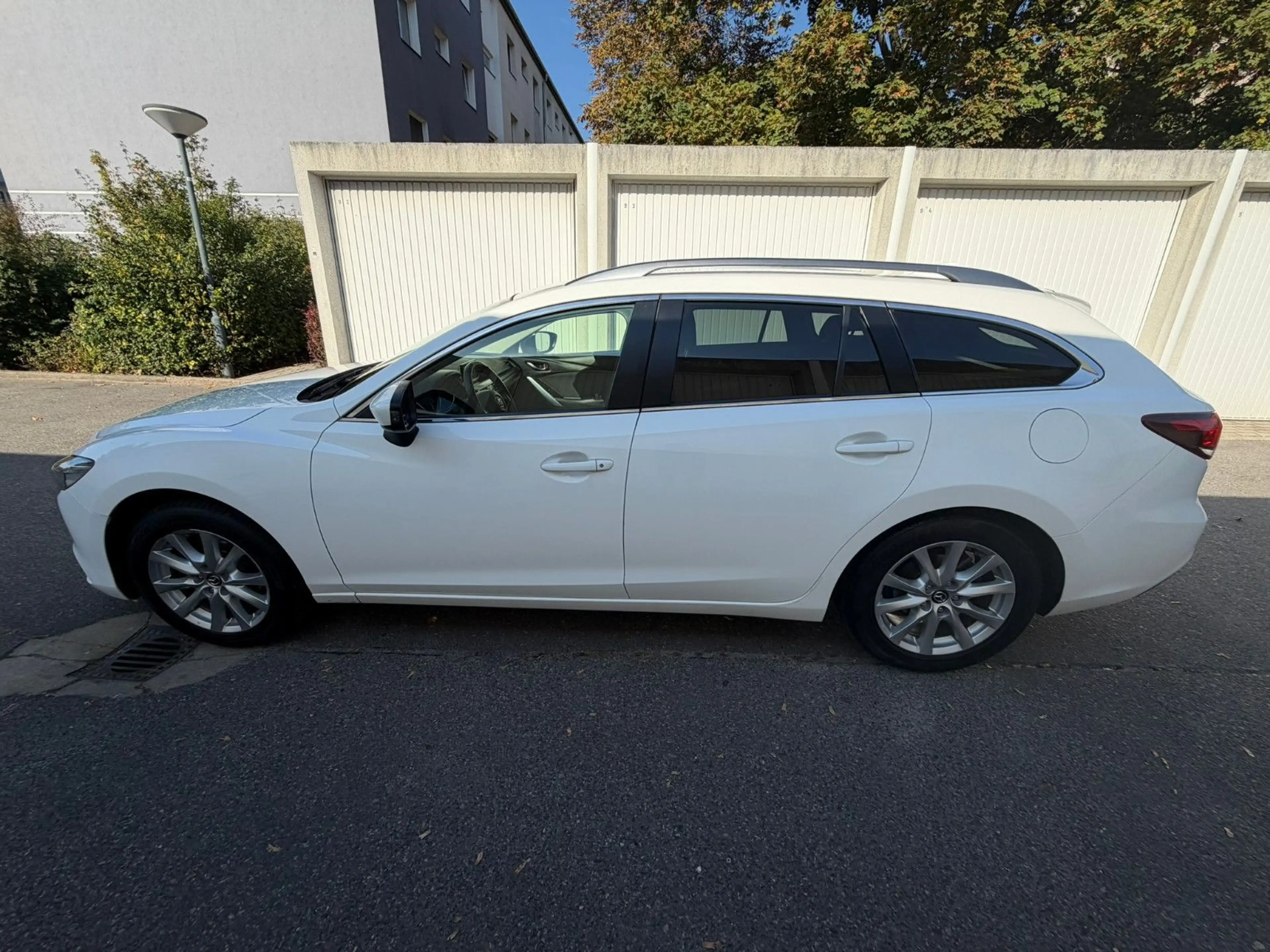 Mazda 6 2.0 SKYACTIV-G 145*R-Cam*Xenon* — photo 10