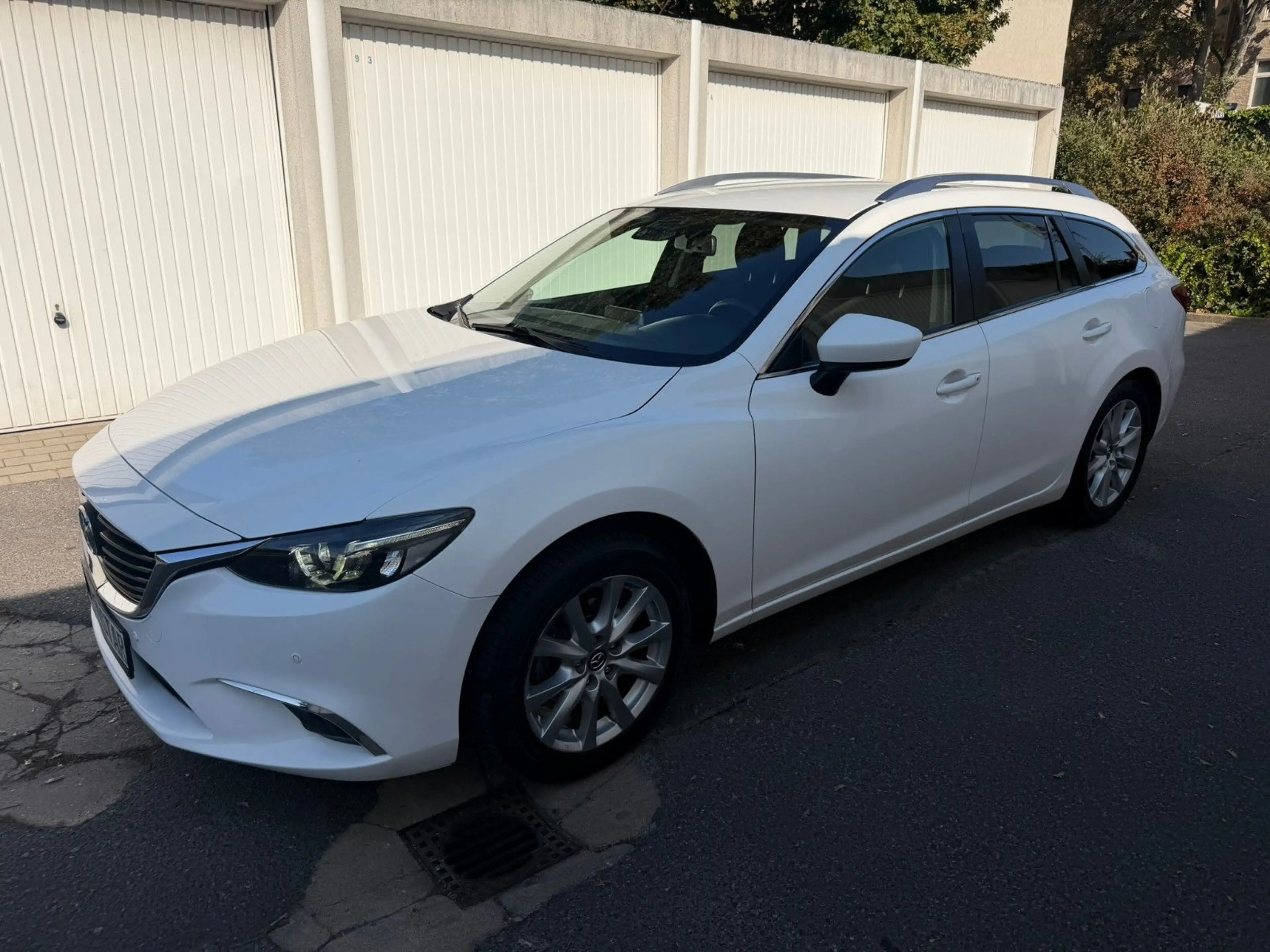 Mazda 6 2.0 SKYACTIV-G 145*R-Cam*Xenon* — photo 2