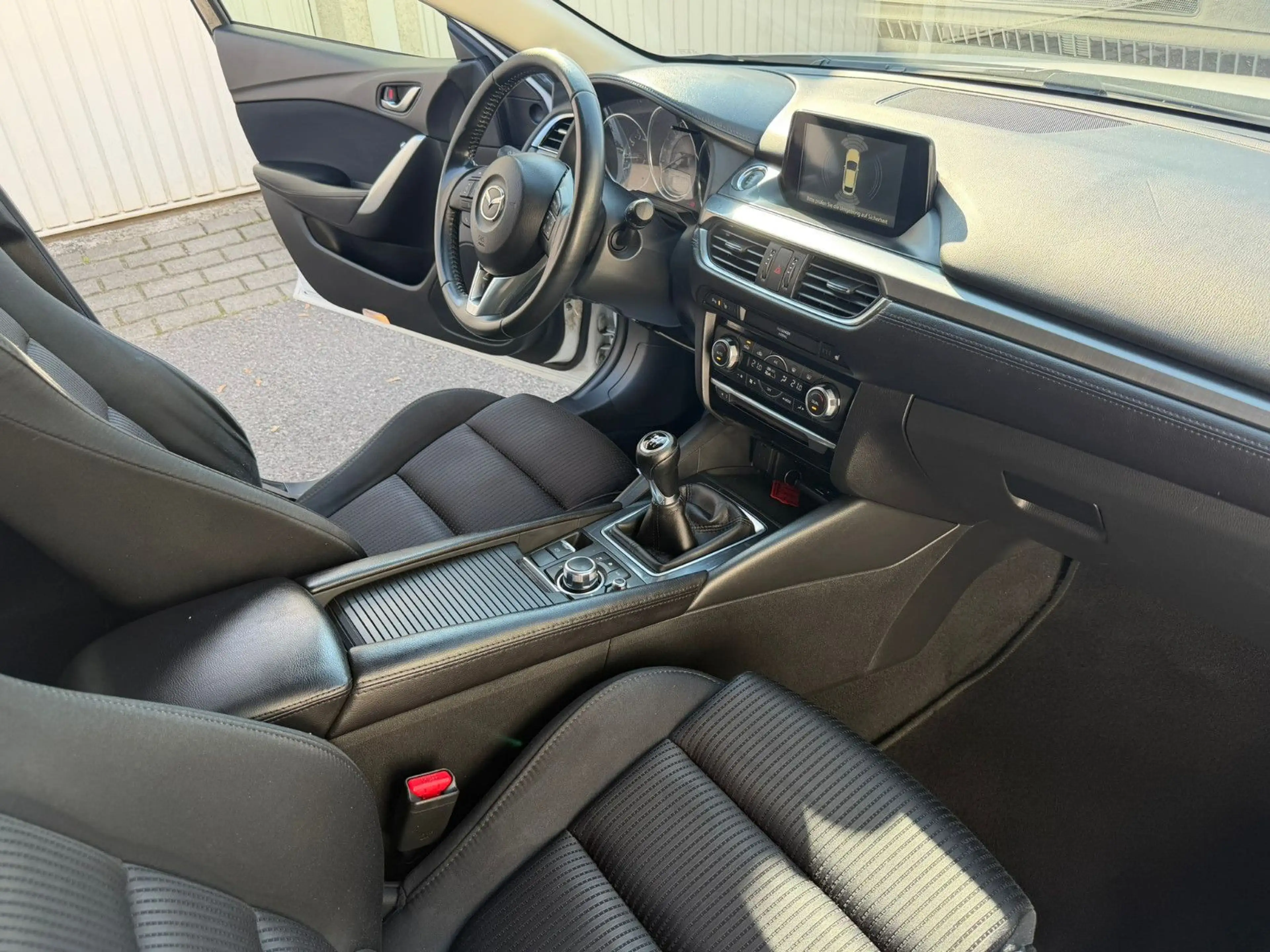 Mazda 6 2.0 SKYACTIV-G 145*R-Cam*Xenon* — photo 14