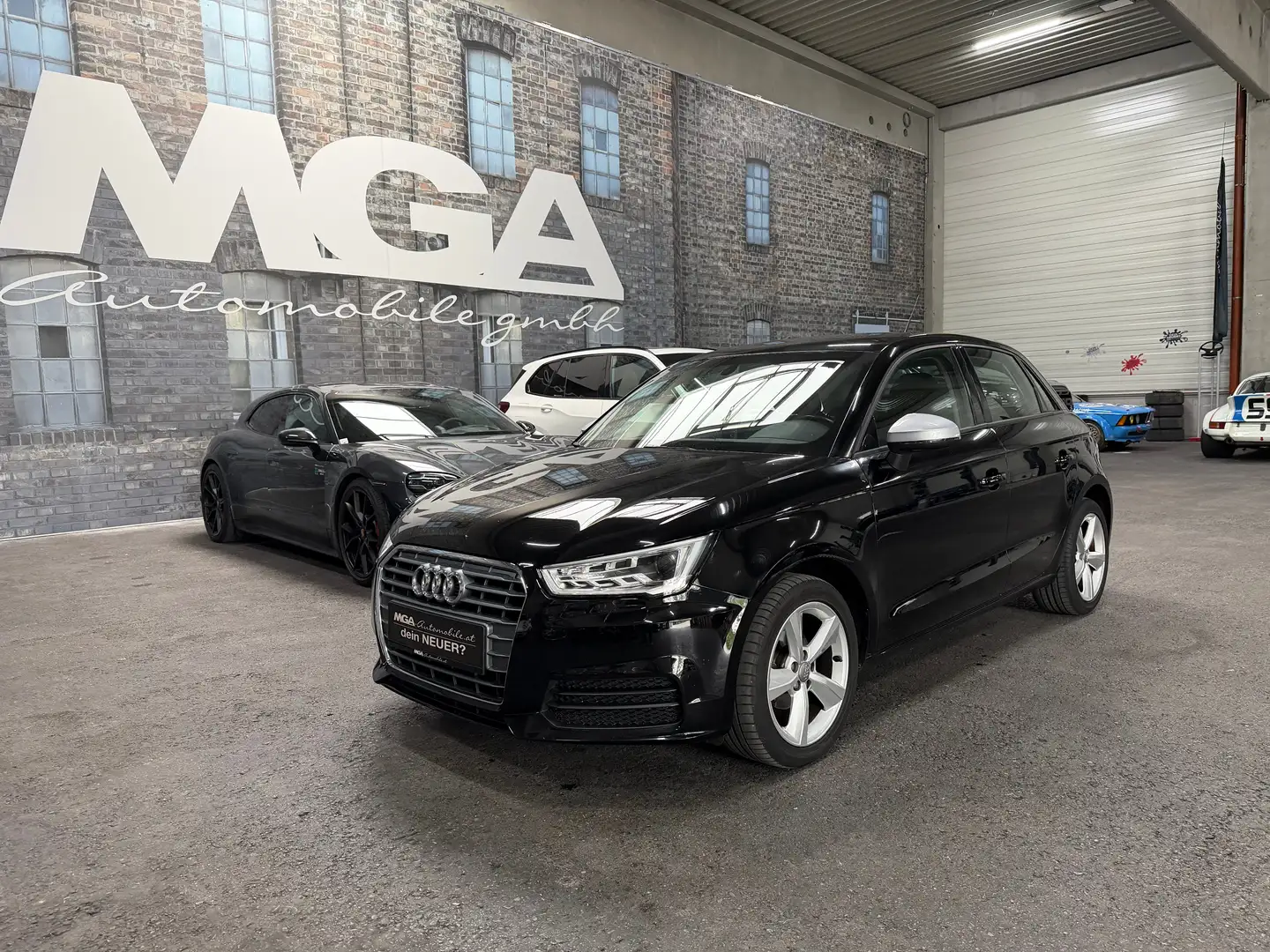 Audi A1 design Schwarz - 1