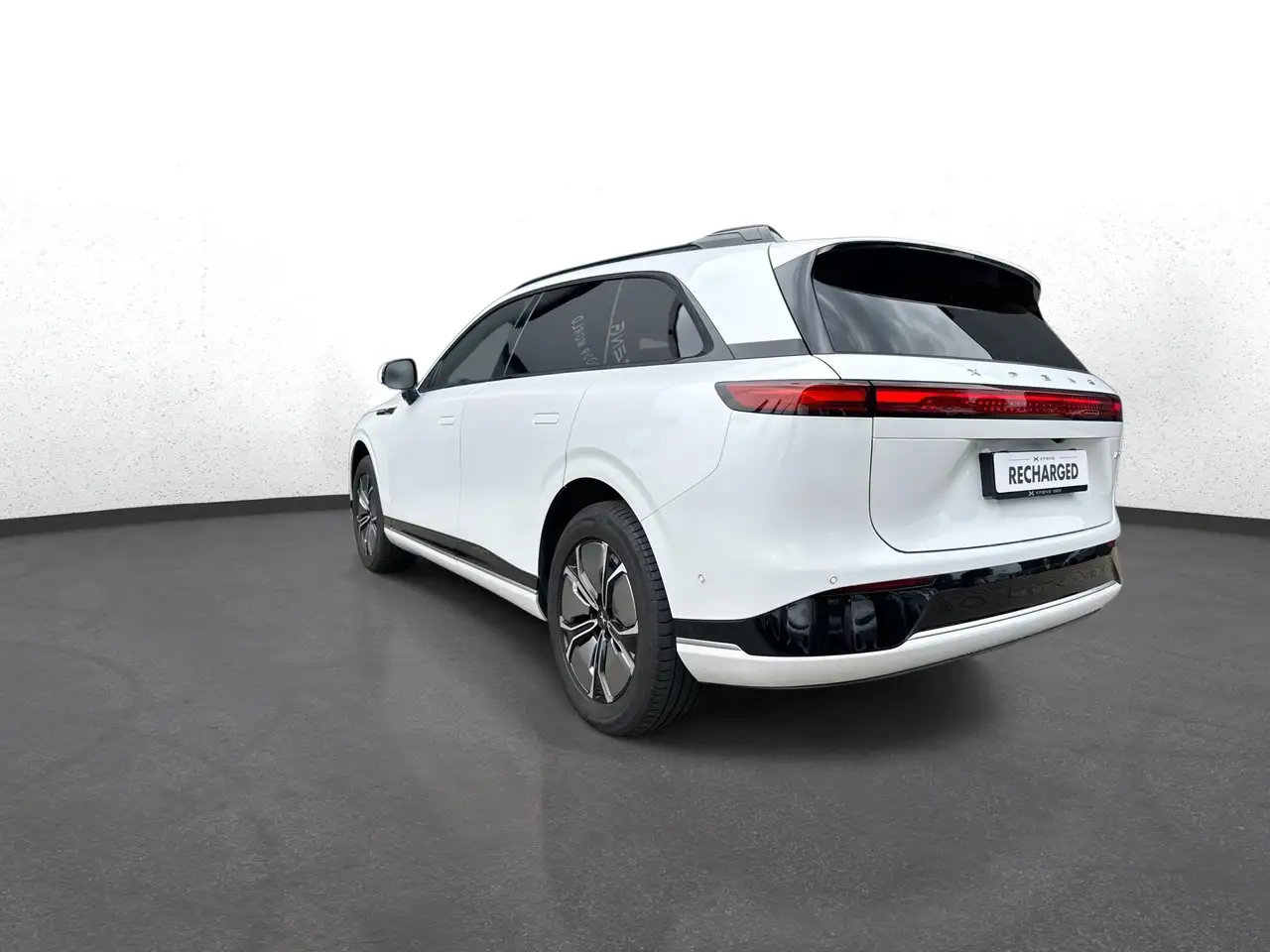 Xpeng G9 2025