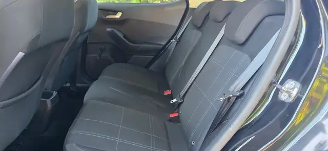 Ford Fiesta view 4