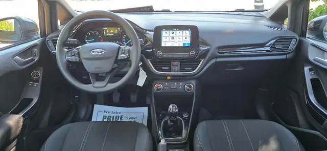 Ford Fiesta view 5