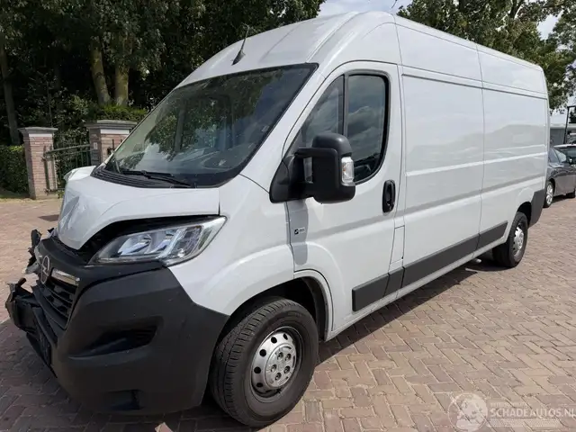 Opel Movano 2.2D 140 pk L3H2
