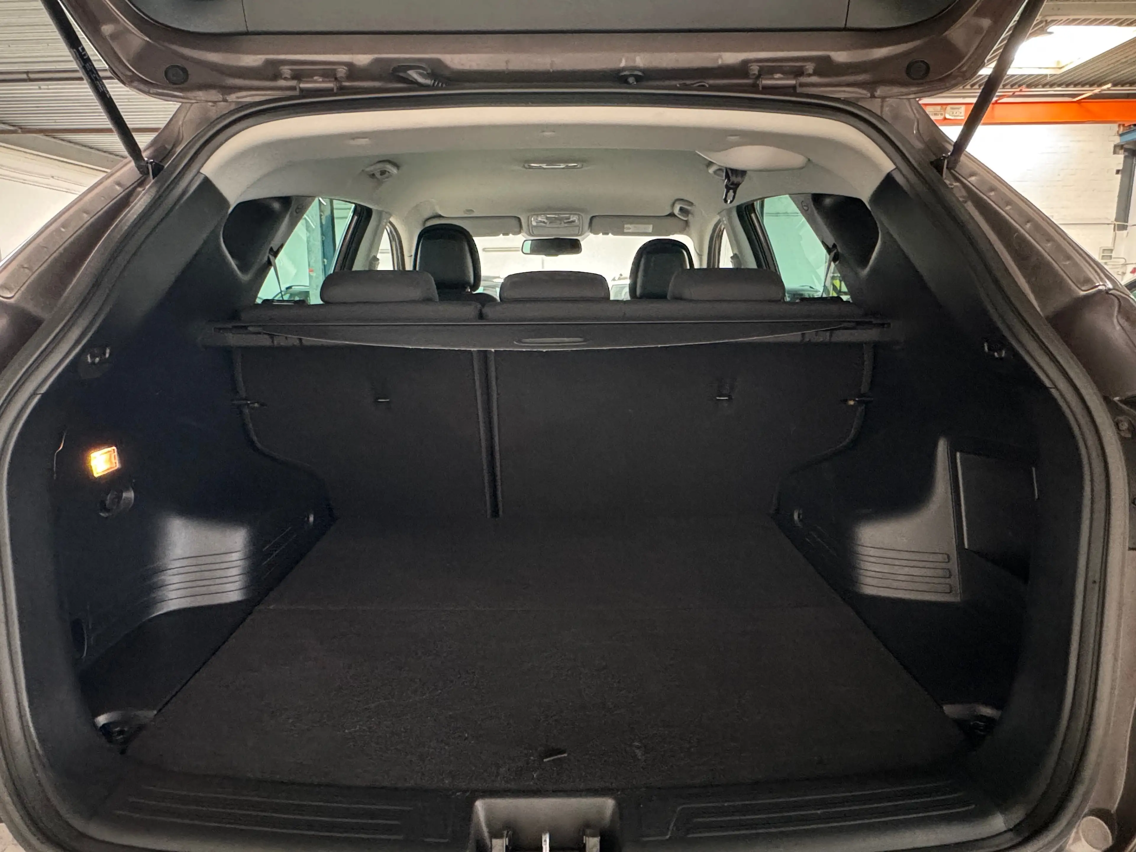 Hyundai iX35 5 Star Edition 2WD AHK Klima Tempomat PDC Scheckcheft — photo 12