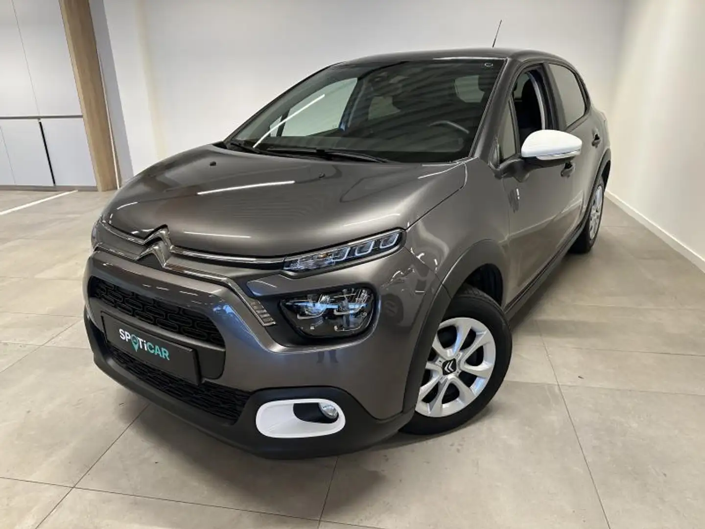 Citroen C3 YOU! 1.2 BENZINE 83 PK Grijs - 1