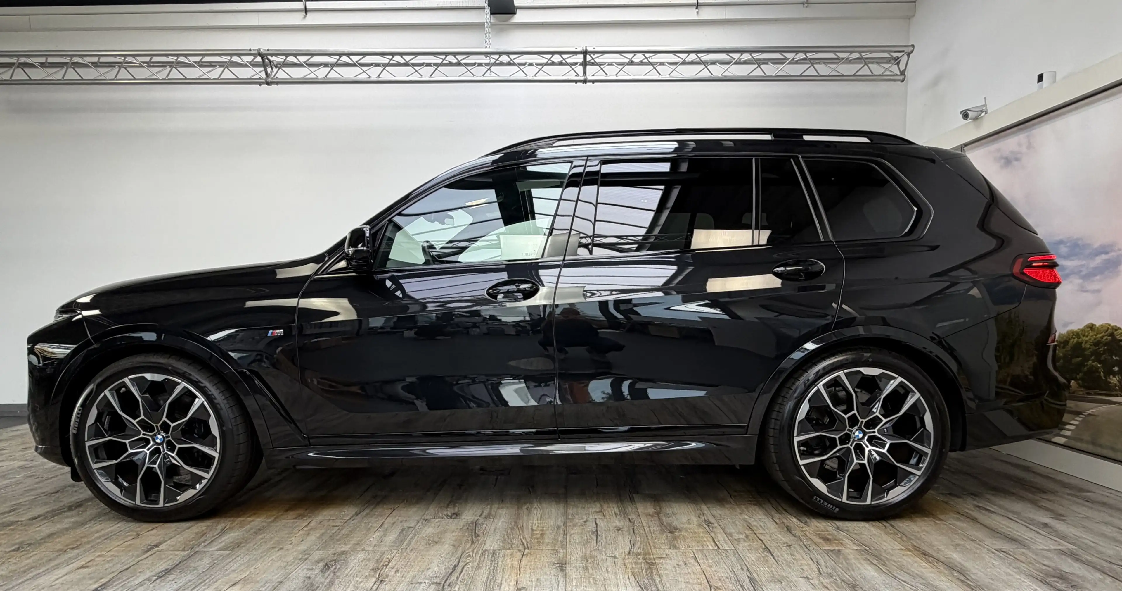 BMW X7 xDrive40i M Sport Pro Sitzlüftung 360° ACC — photo 3