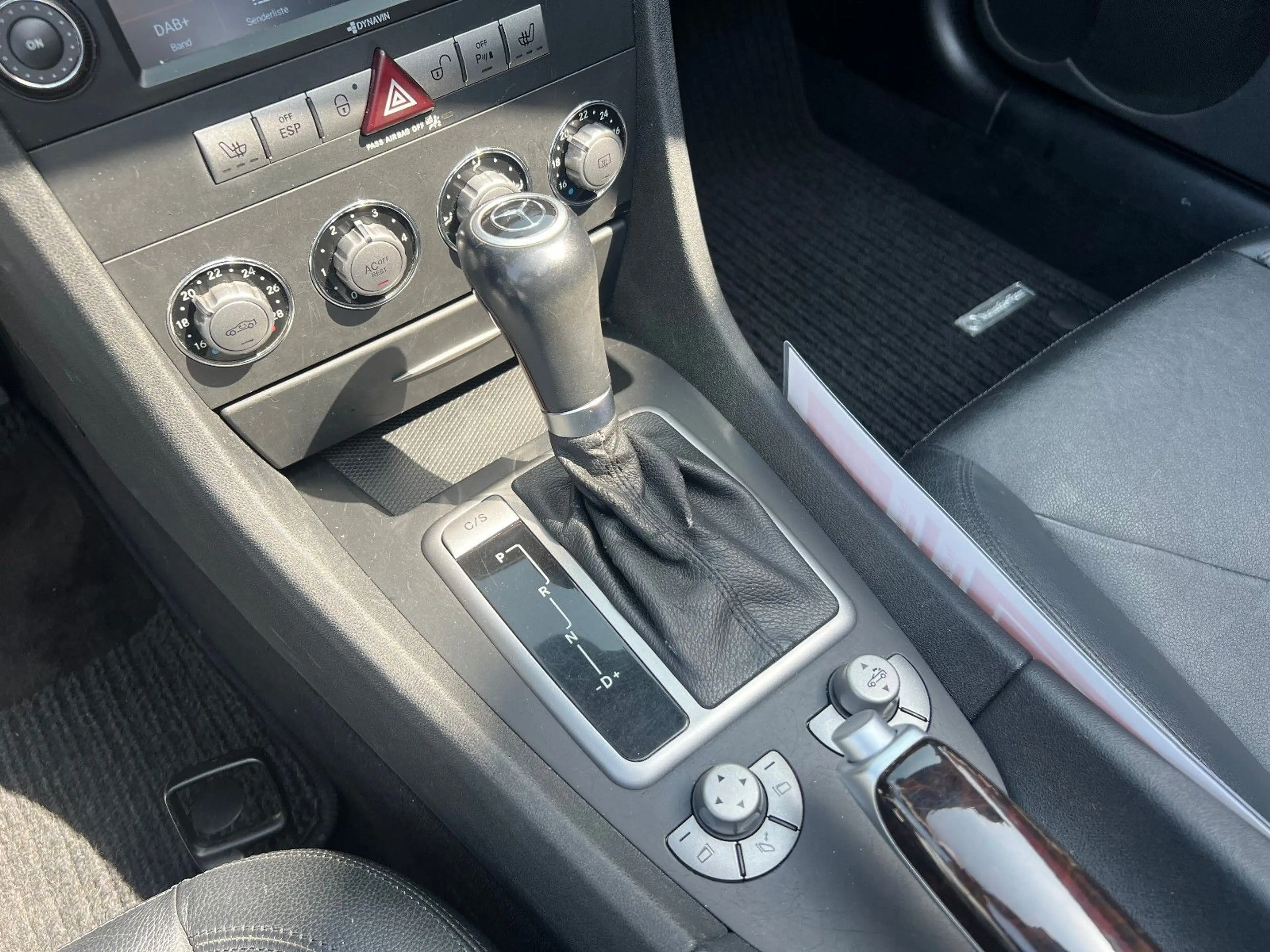 Mercedes-Benz SLK 350 Roadster LEDER XENON AUTOM V6 NAVI+SOUND — photo 14