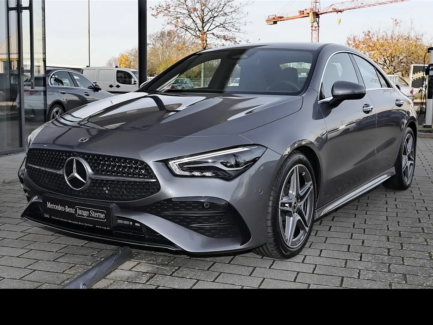 Mercedes-Benz CLA 180 Coupé AMG KAMERA+LED+NAVI+CARPLAY+18" Gris - 1