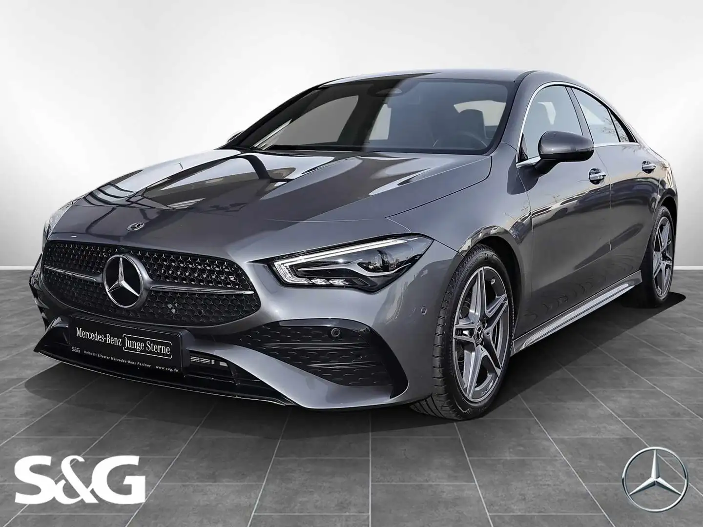 Mercedes-Benz CLA 180 Coupé AMG KAMERA+LED+NAVI+CARPLAY+18" Grau - 1