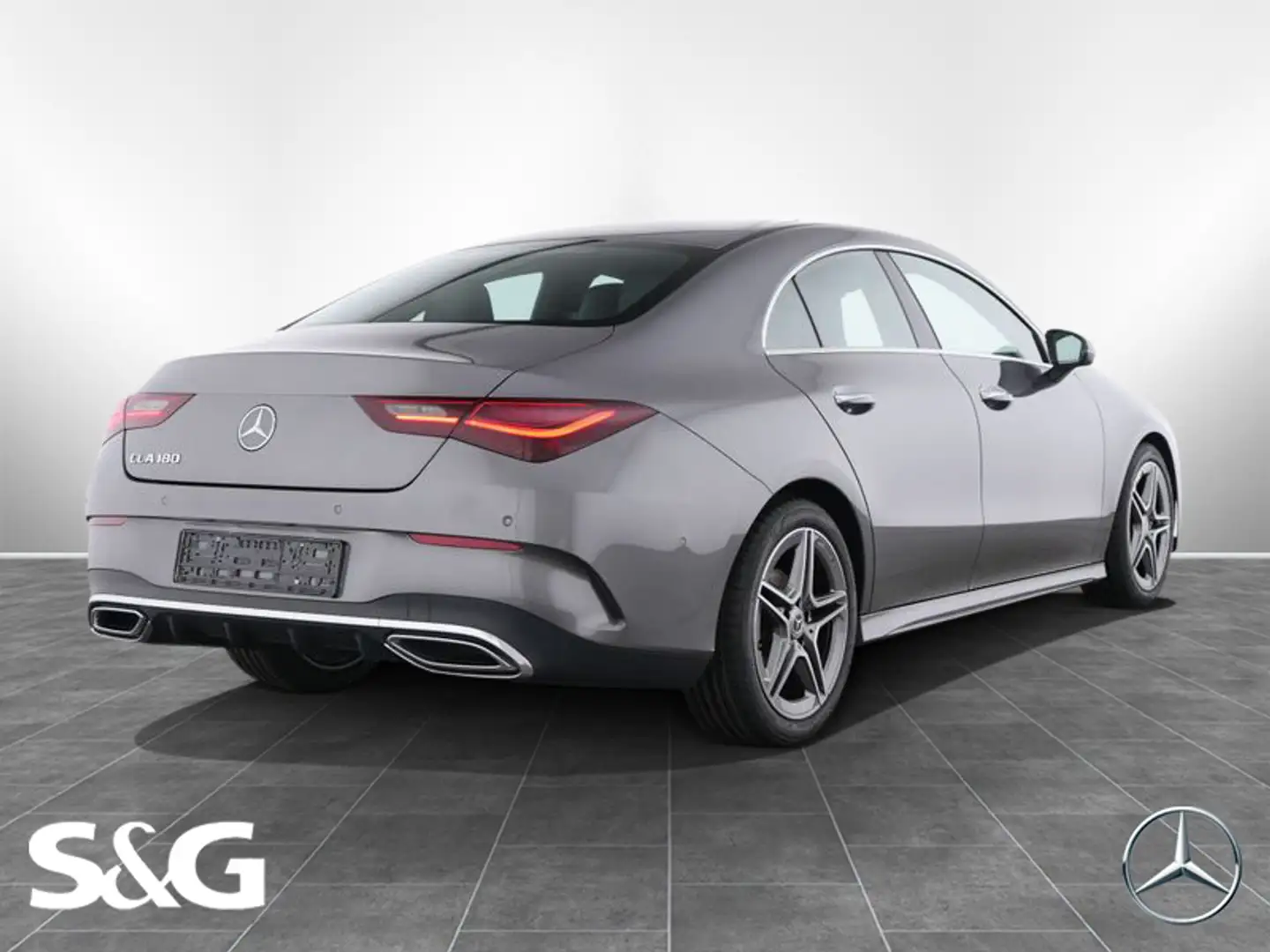 Mercedes-Benz CLA 180 Coupé AMG KAMERA+LED+NAVI+CARPLAY+18" Grijs - 2