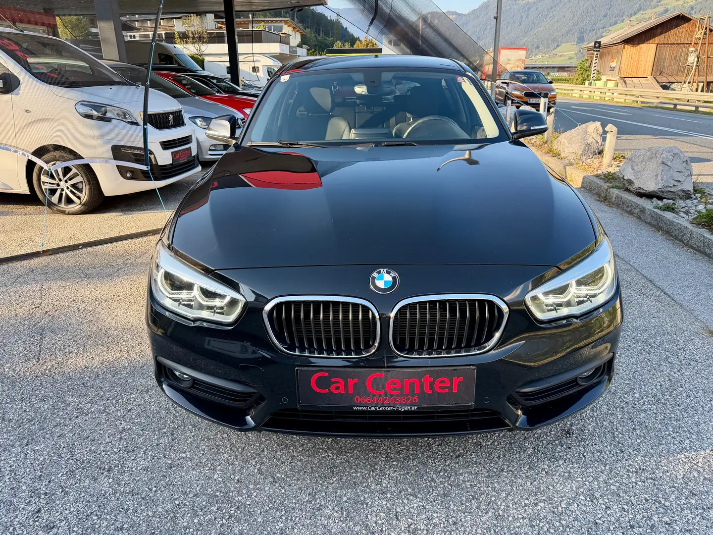 BMW 116 I Advantage LED, Navi, Kamera, 1.Besitz Schwarz - 2