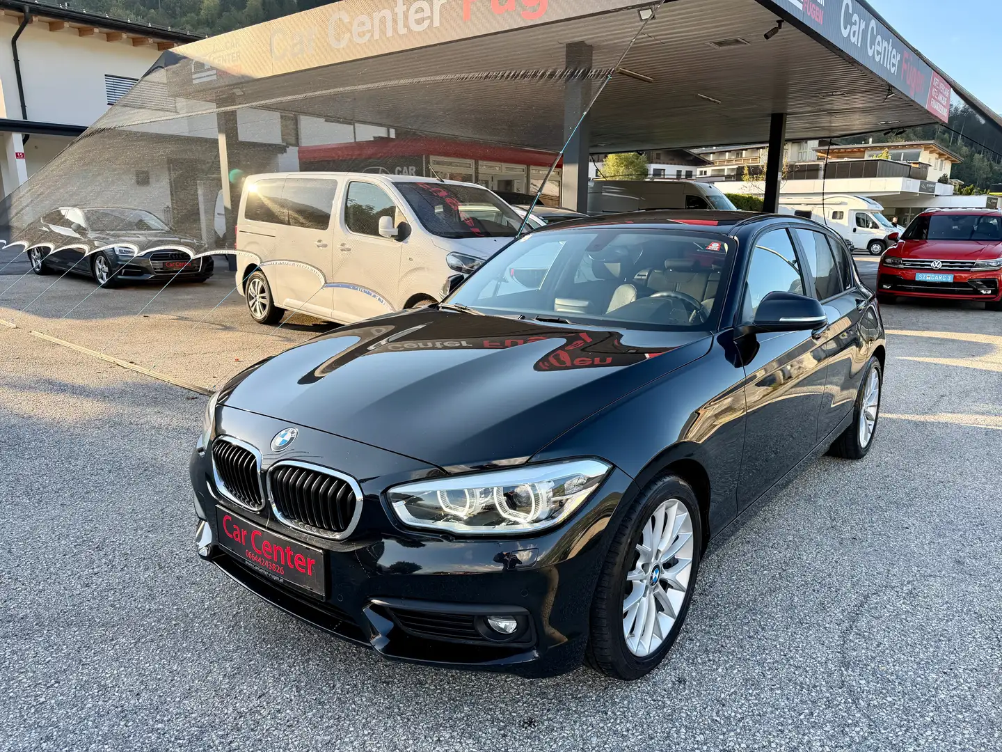 BMW 116 I Advantage LED, Navi, Kamera, 1.Besitz Schwarz - 1