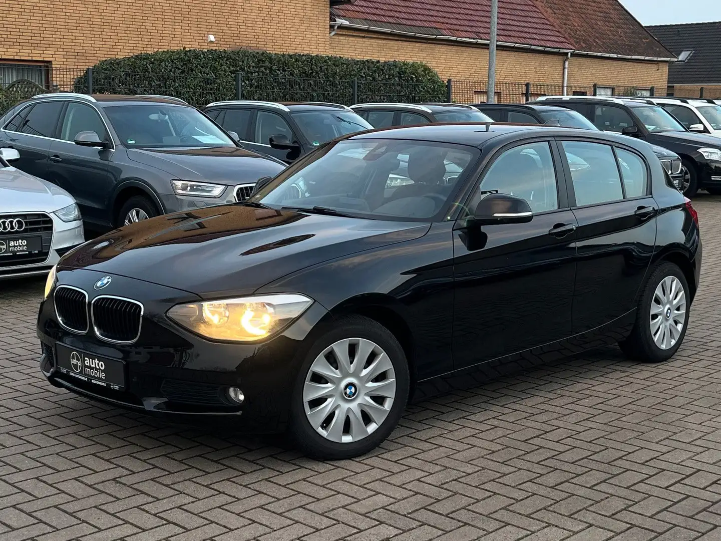 BMW 116 d+Navi+Service neu+Reifen & Bremsklöt. neuw. Schwarz - 1