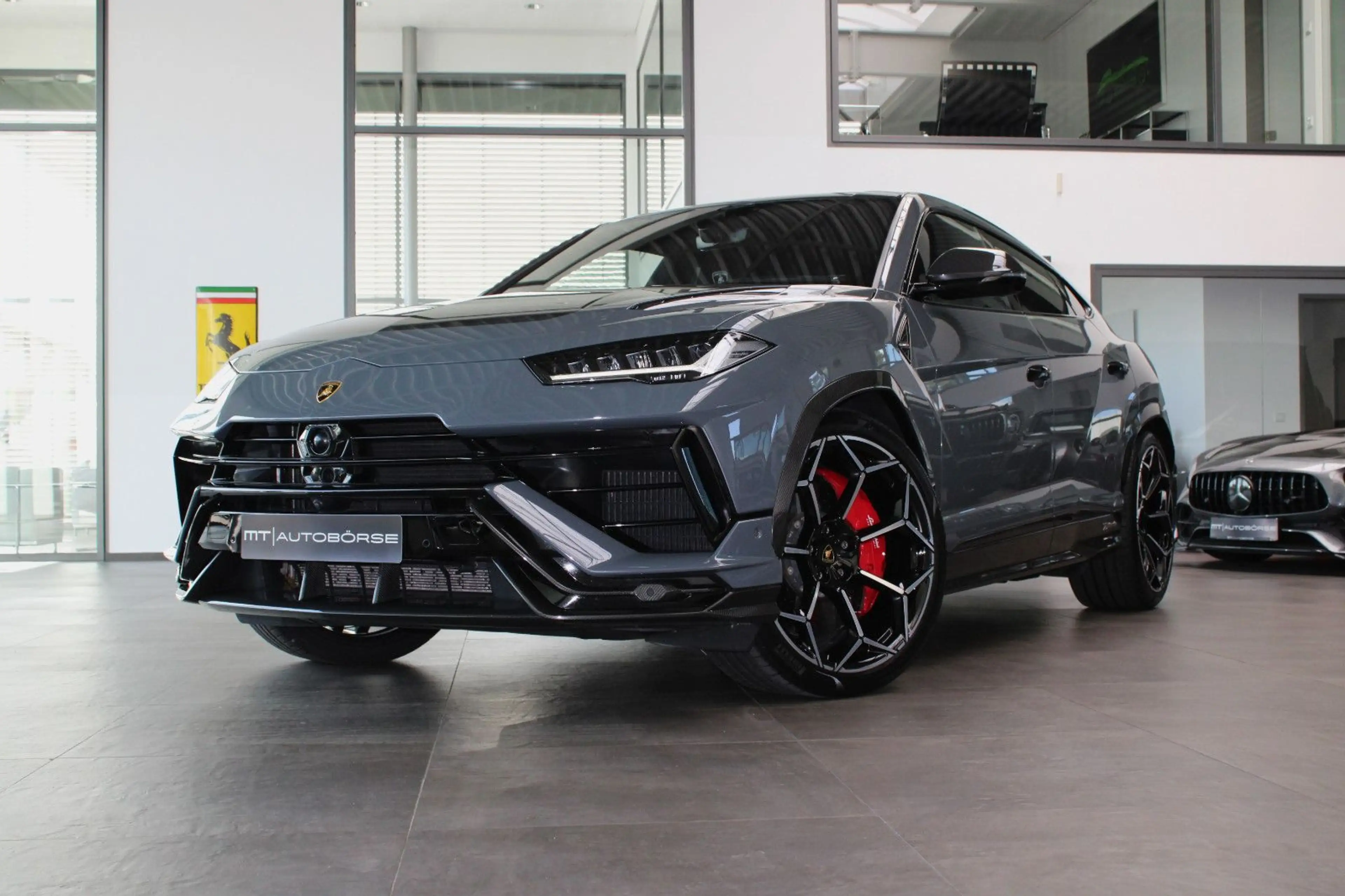 Lamborghini Urus URUS PERFORMANTE EXKLUSIV FULL CARBON/B&O 3D/23" — photo 15